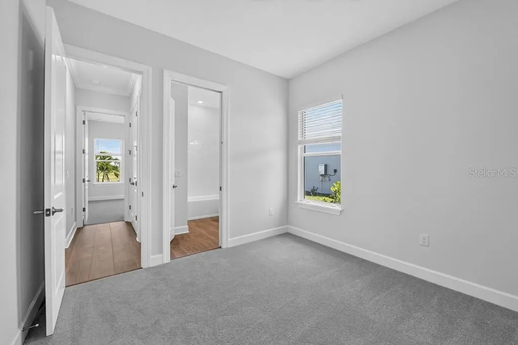 10573 Eclipse Street Sarasota FL 34241