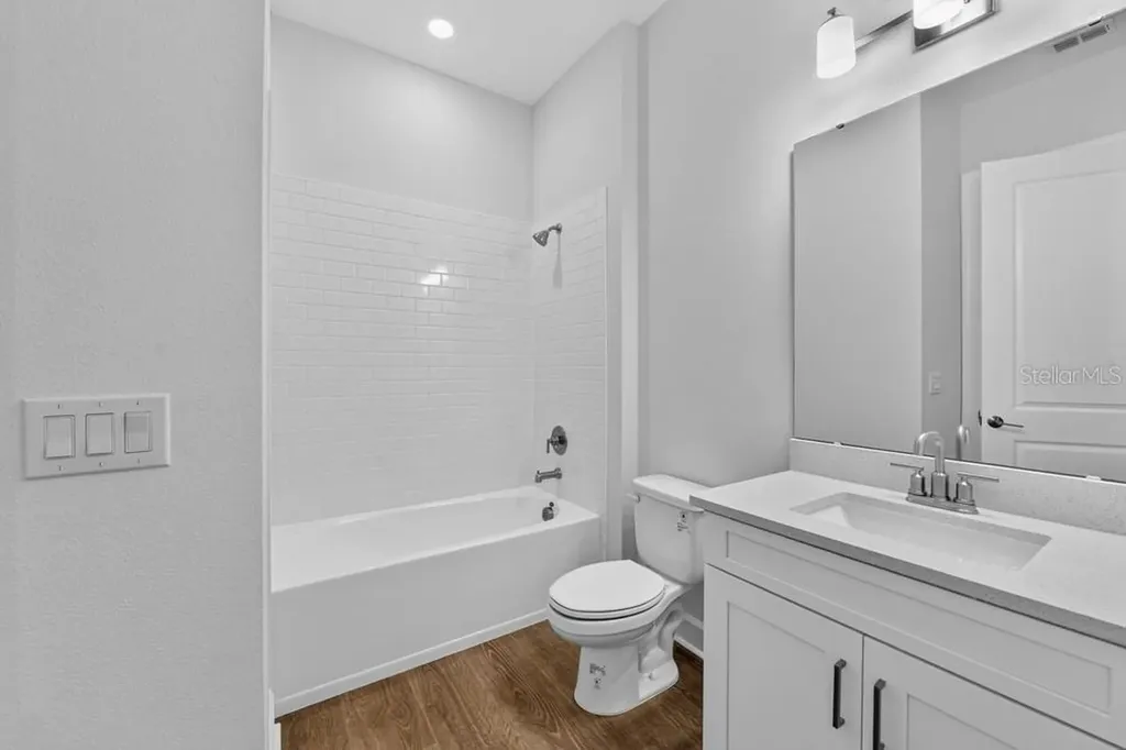 10573 Eclipse Street Sarasota FL 34241