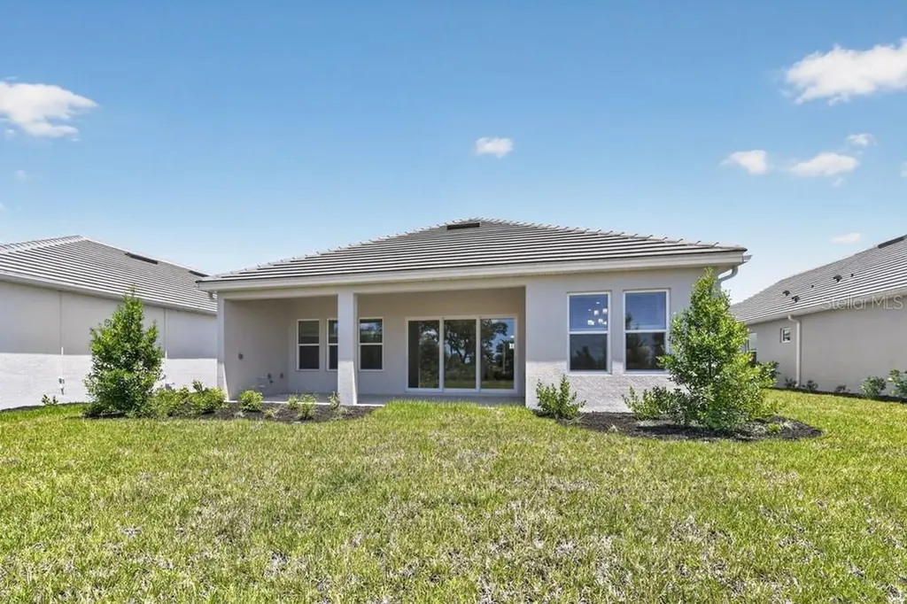 10573 Eclipse Street Sarasota FL 34241