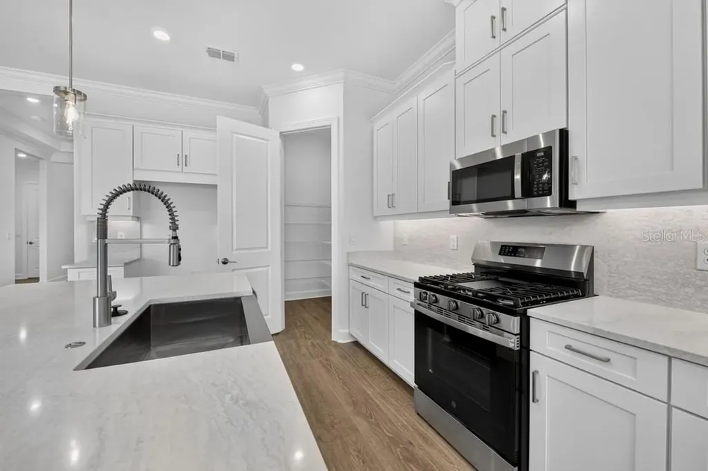 10573 Eclipse Street Sarasota FL 34241