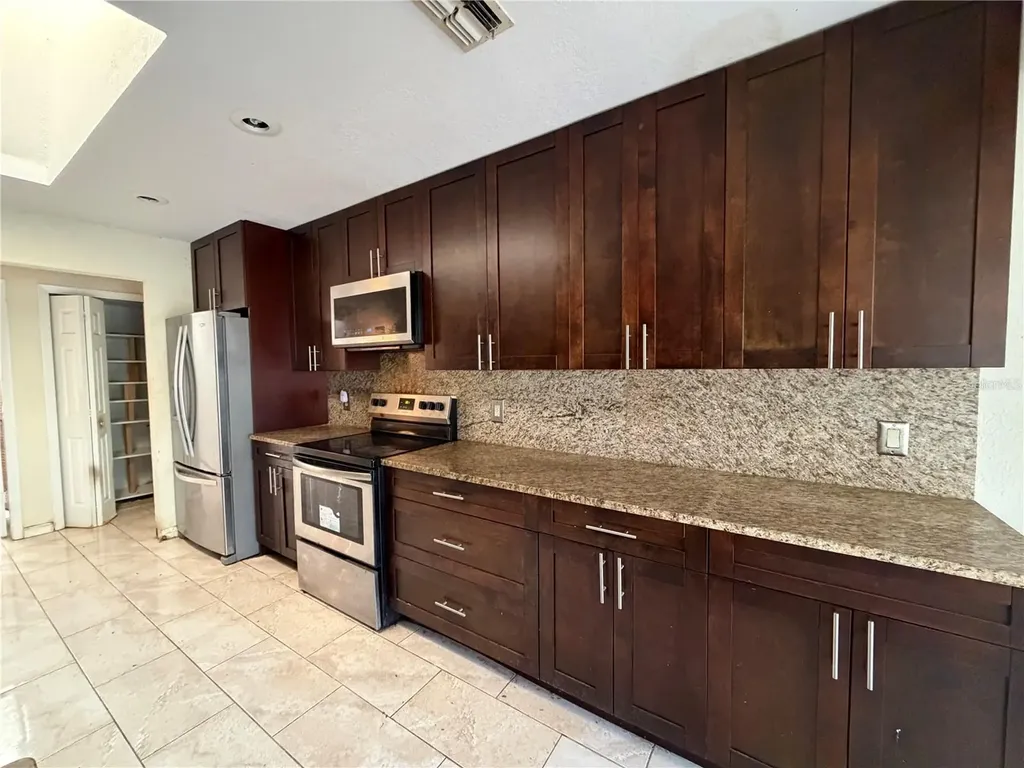 348 Hampshire Avenue Spring Hill FL 34606