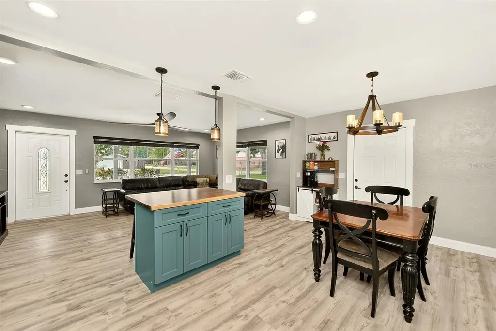 4300 80th Avenue N Pinellas Park FL 33781