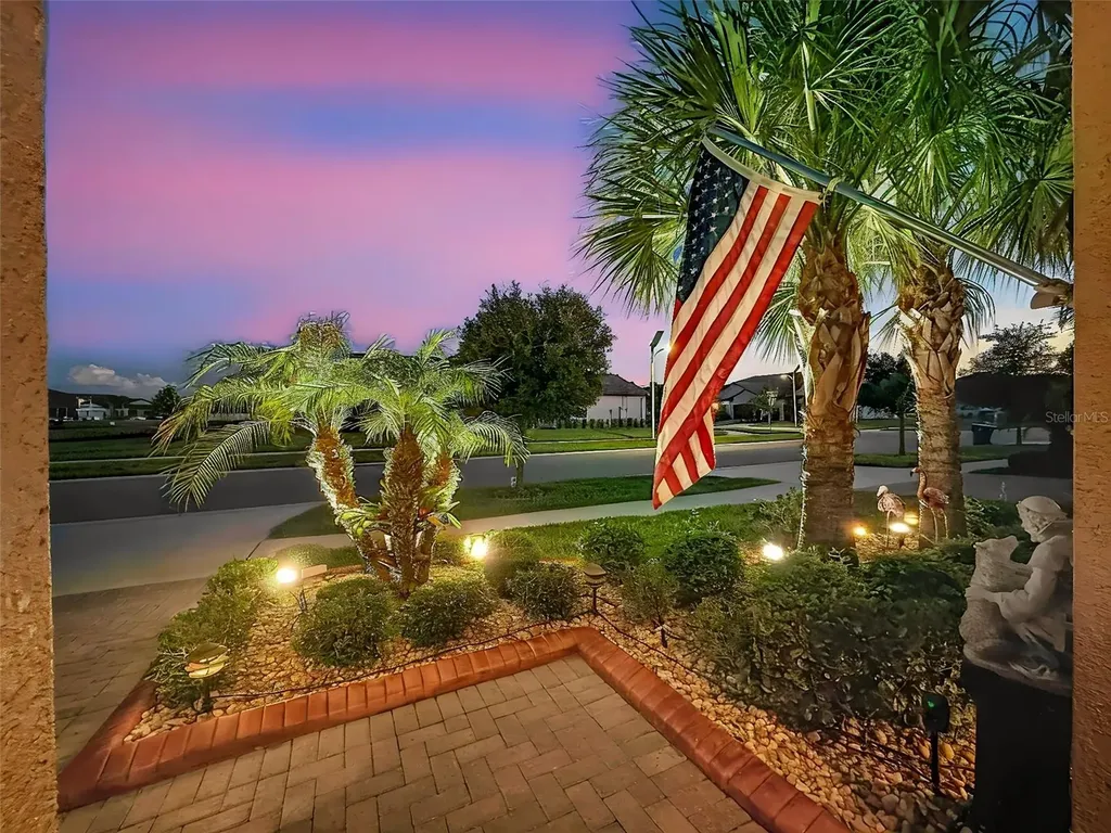 31527 Cannon Rush Drive San Antonio FL 33576