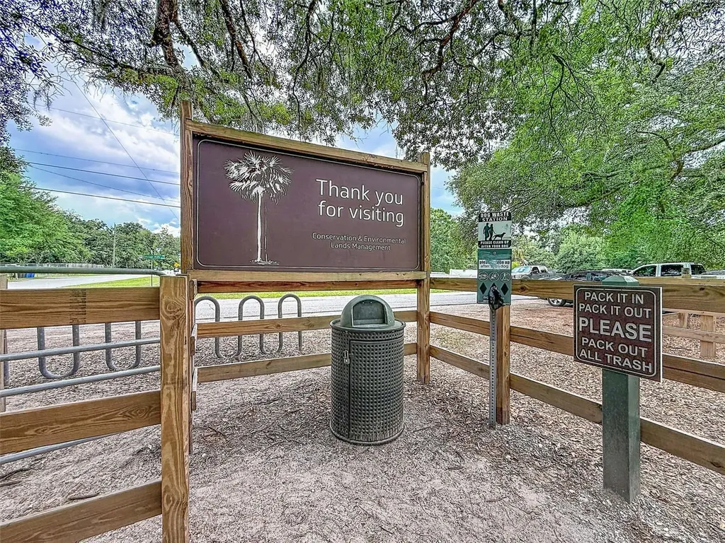 1819 Sinclair Hills Road Lutz FL 33549
