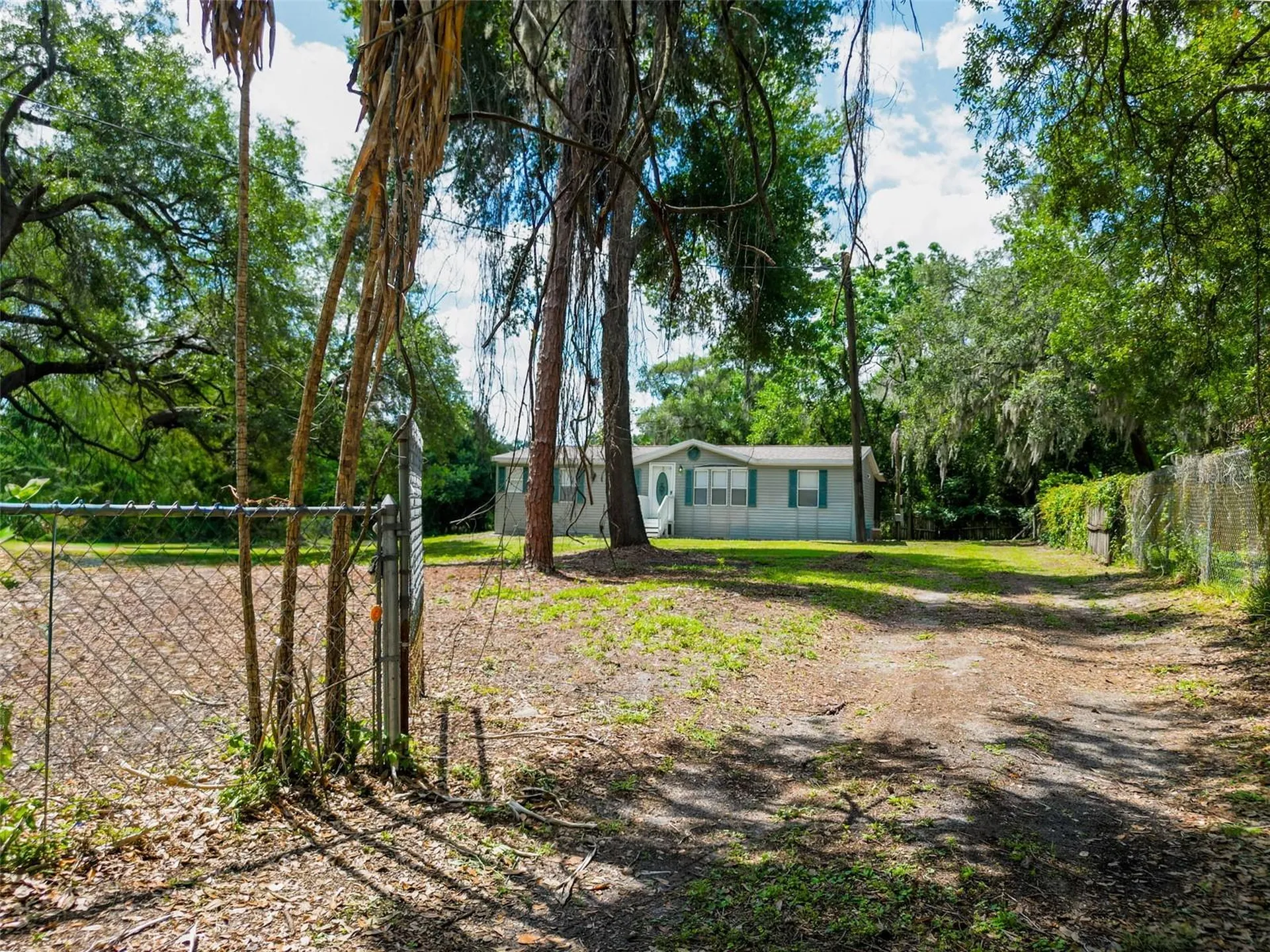 1819 Sinclair Hills Road Lutz FL 33549