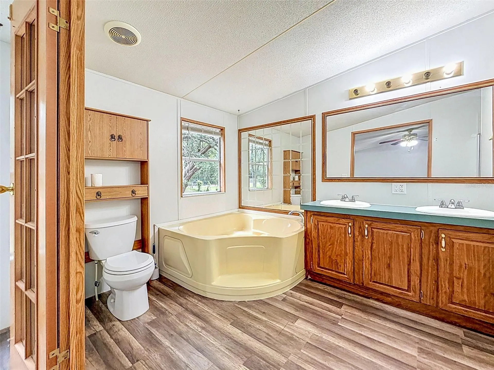 1819 Sinclair Hills Road Lutz FL 33549