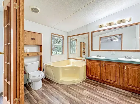 1819 Sinclair Hills Road Lutz FL 33549