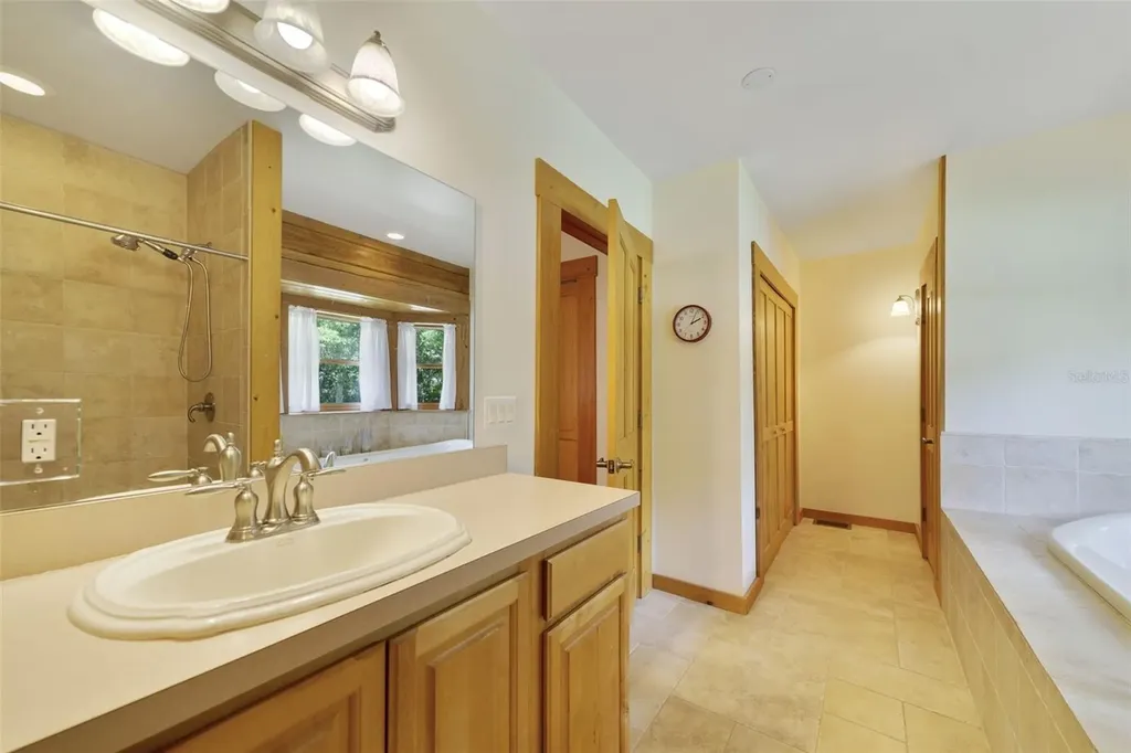 3375 S Mellonville Avenue Sanford FL 32773
