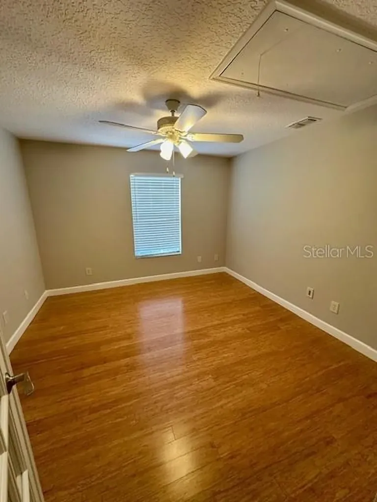 10274 Cove Lake Drive Orlando FL 32836