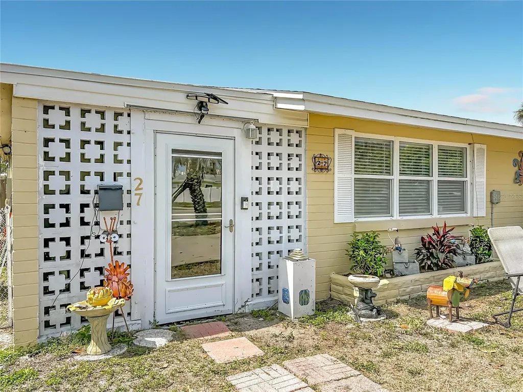 27 Alamanda Drive Ormond Beach FL 32176