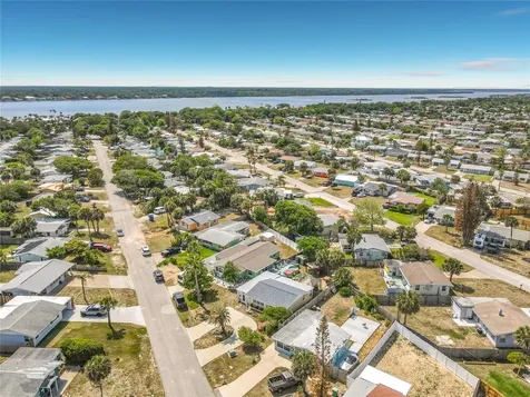 27 Alamanda Drive Ormond Beach FL 32176
