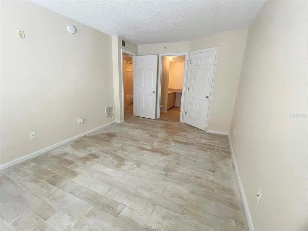 1122 S Pine Ridge Circle Sanford FL 32773
