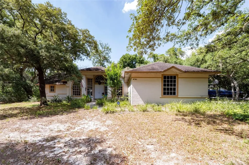 6781 W Livingston Street Orlando FL 32835