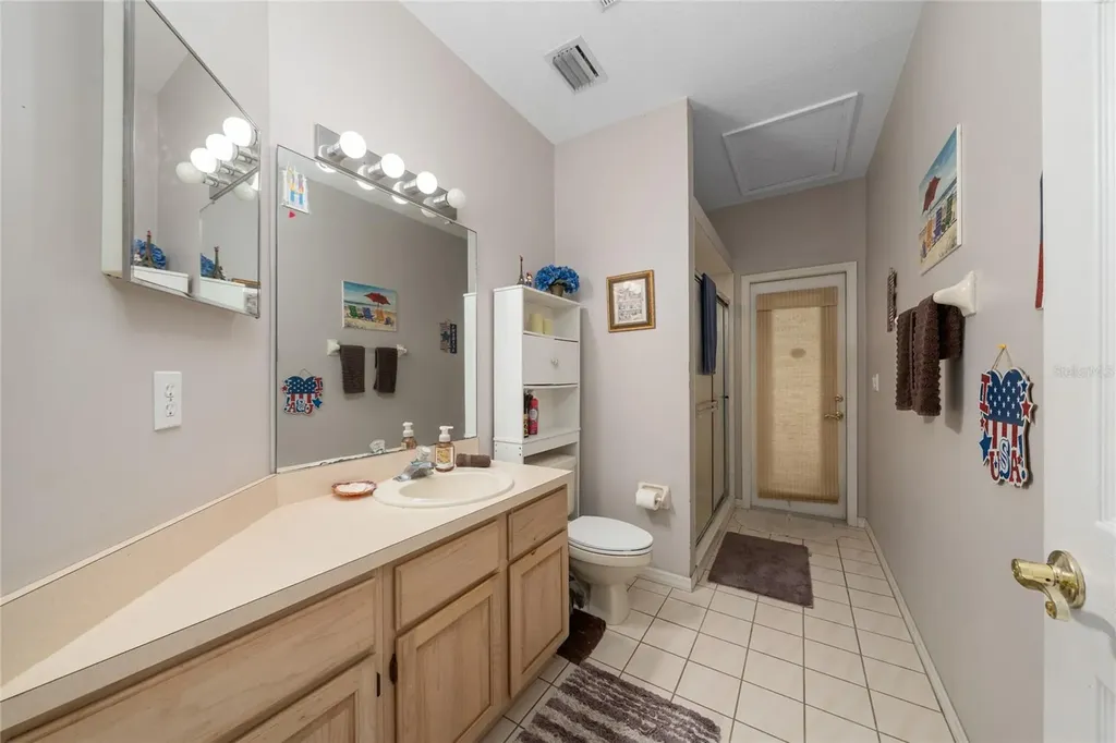 6781 W Livingston Street Orlando FL 32835