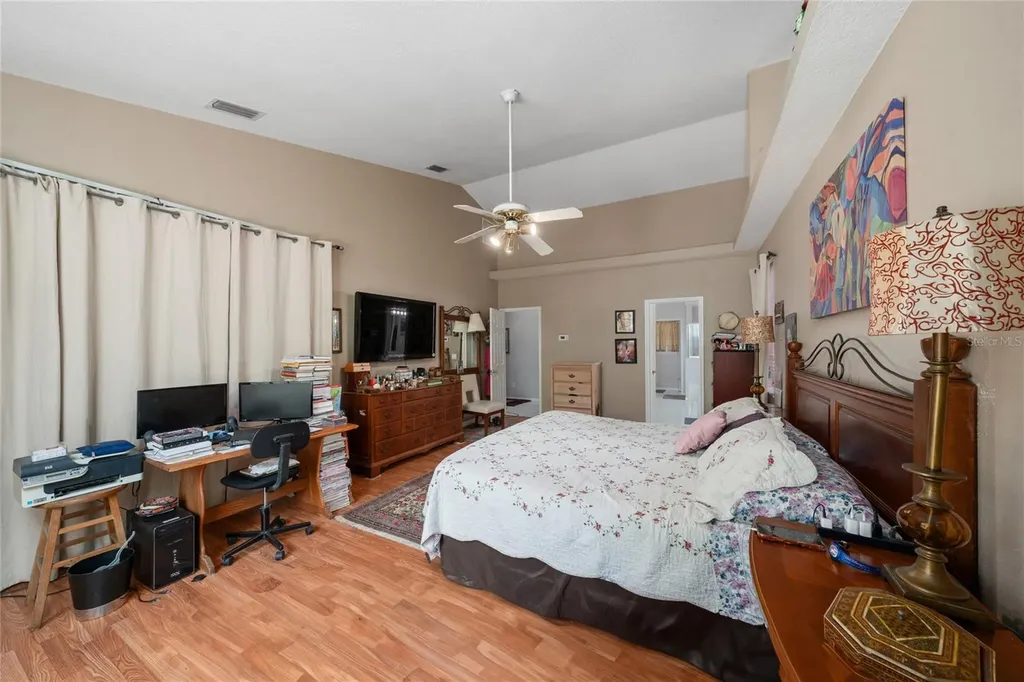 6781 W Livingston Street Orlando FL 32835