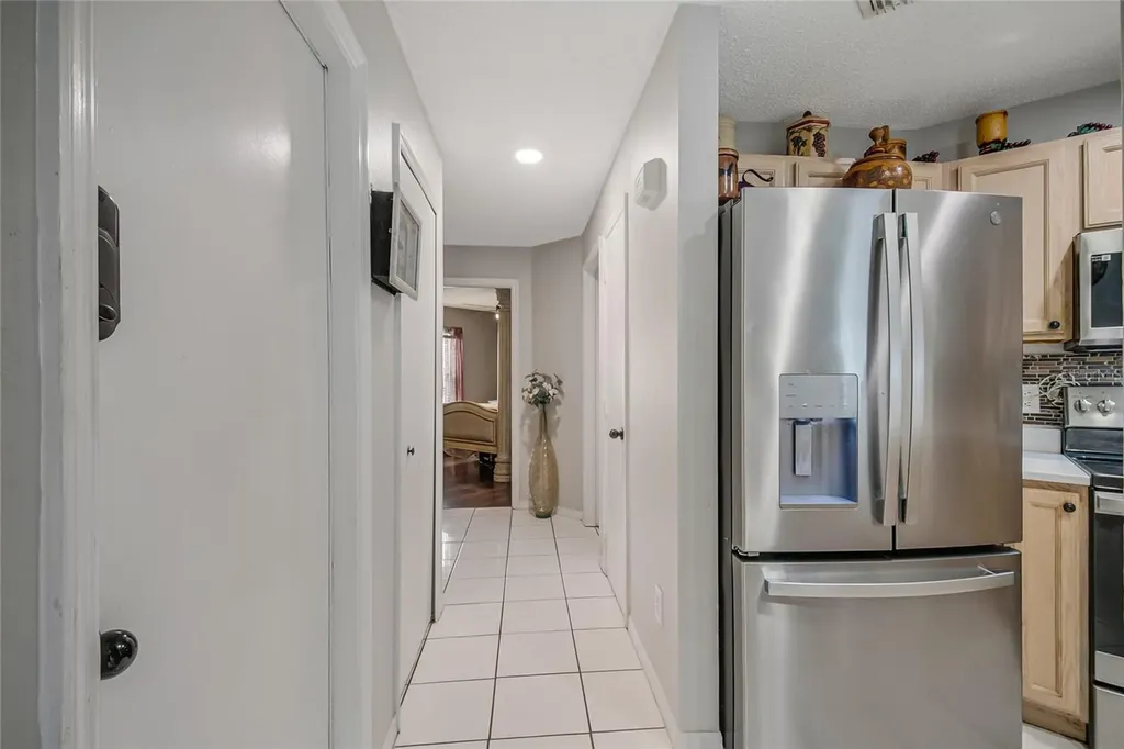 2320 Santa Ana Street Kissimmee FL 34743