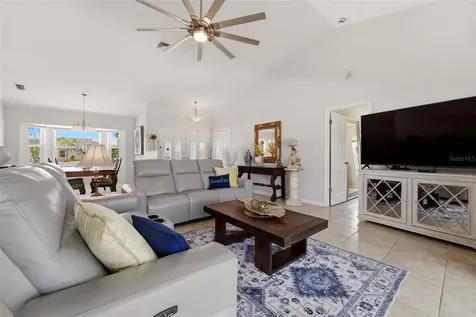 256 Mark Twain Lane Rotonda West FL 33947