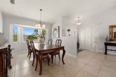 256 Mark Twain Lane Rotonda West FL 33947