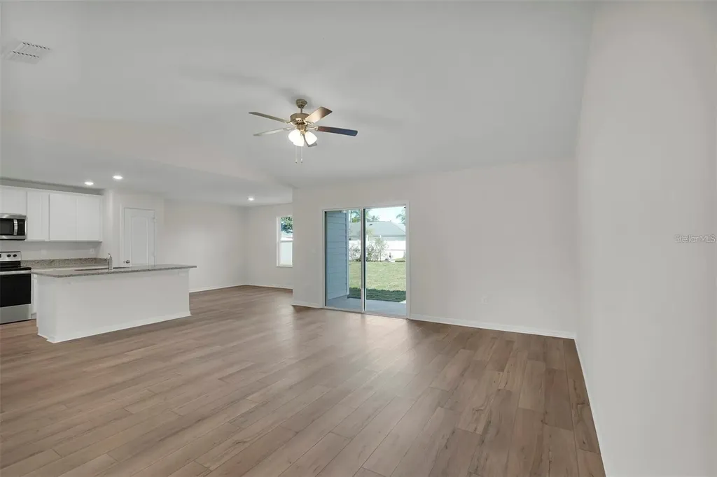 2722 SW 151 Place Ocala FL 34473