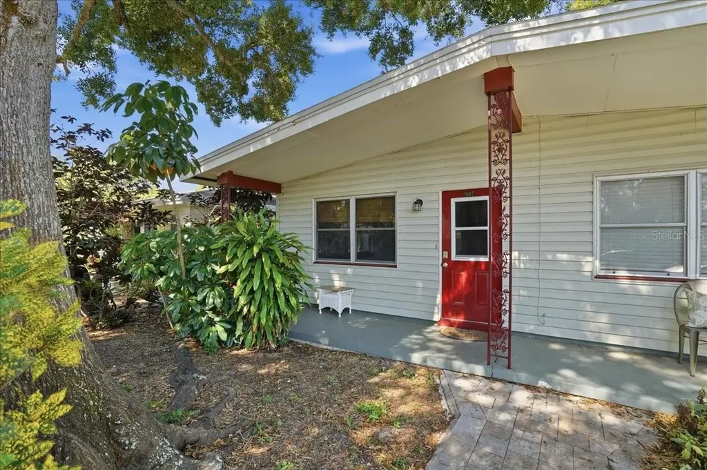 1807 53rd Street S Gulfport FL 33707