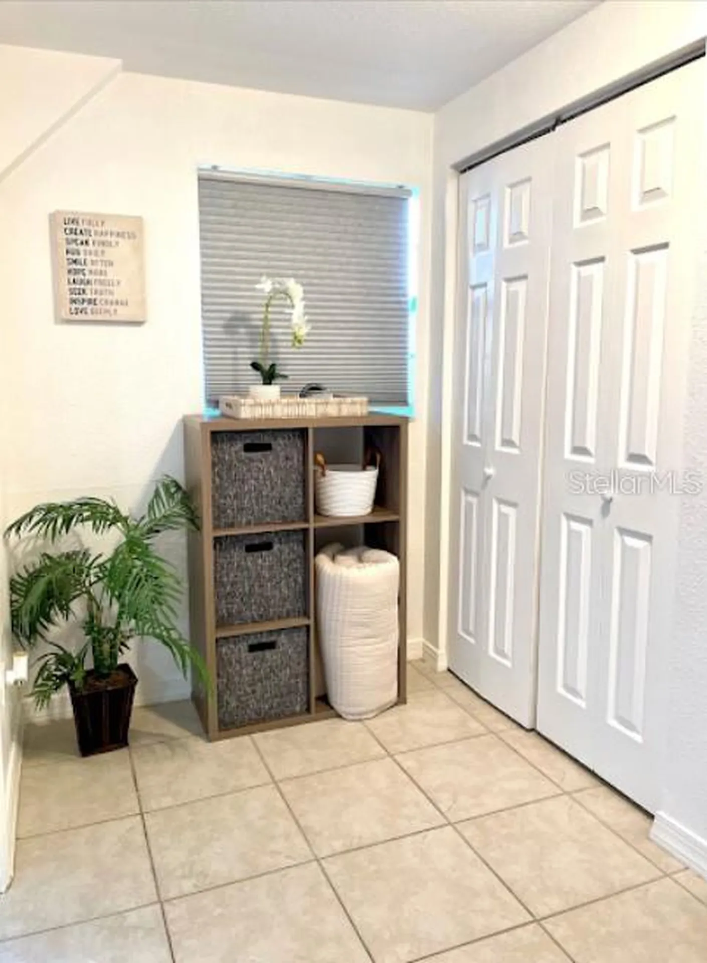 2575 S Himes Avenue Tampa FL 33629