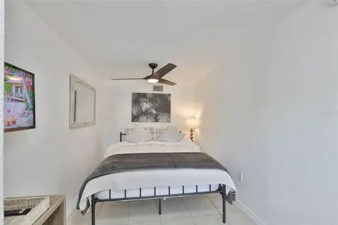 2575 S Himes Avenue Tampa FL 33629