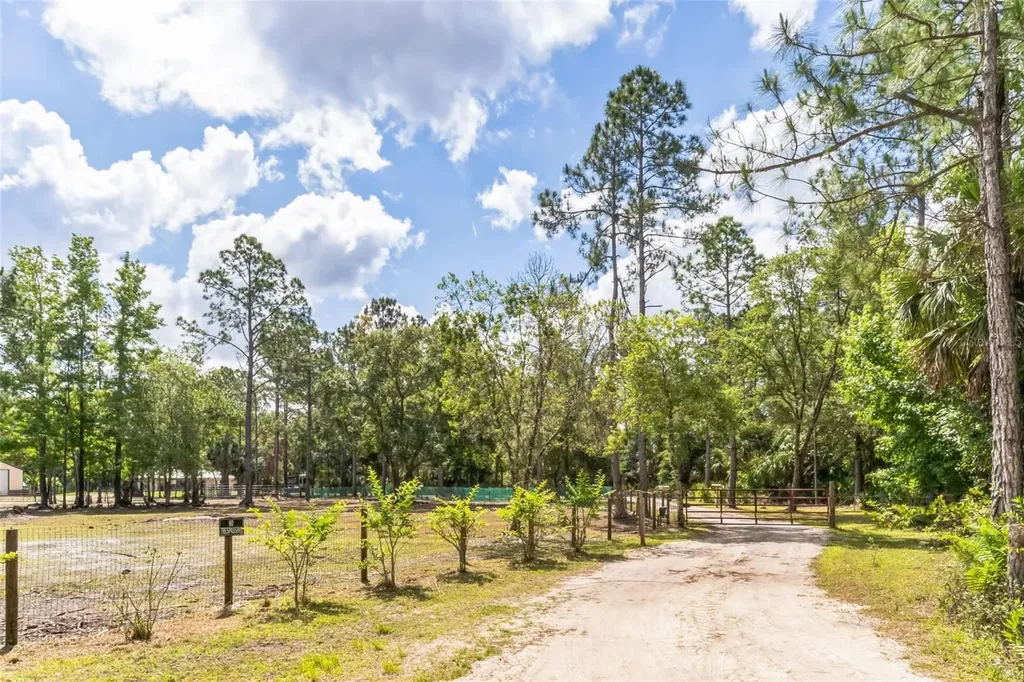 723 River Run Road Osteen FL 32764