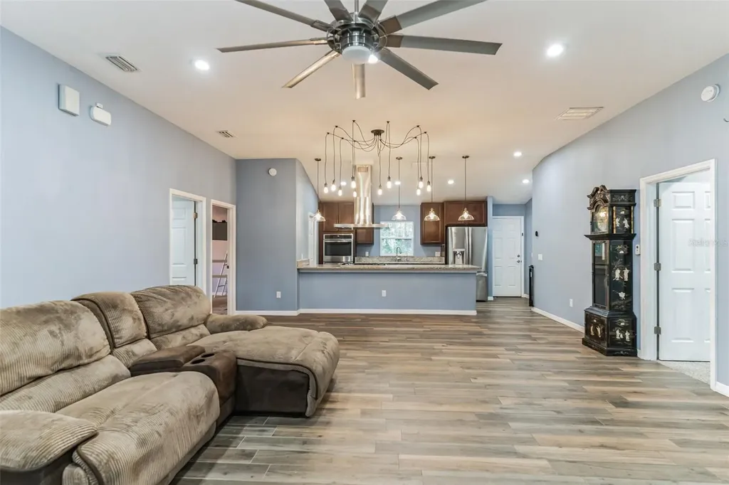 723 River Run Road Osteen FL 32764