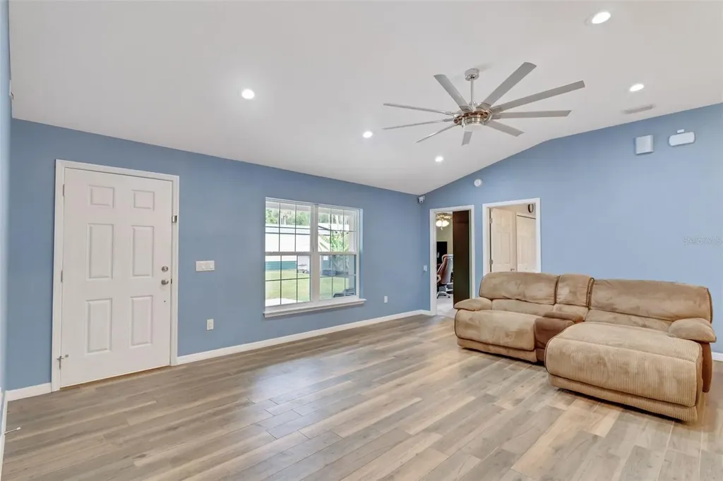 723 River Run Road Osteen FL 32764