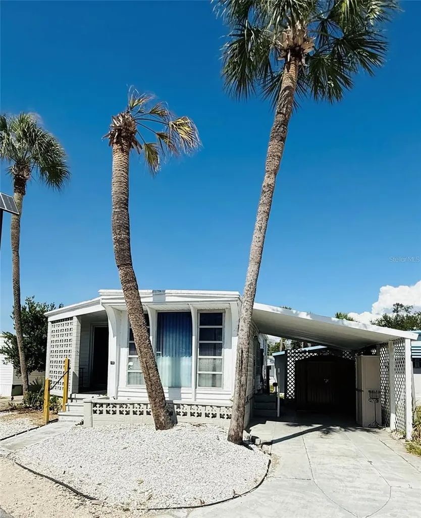 4851 W Gandy Boulevard Tampa FL 33611