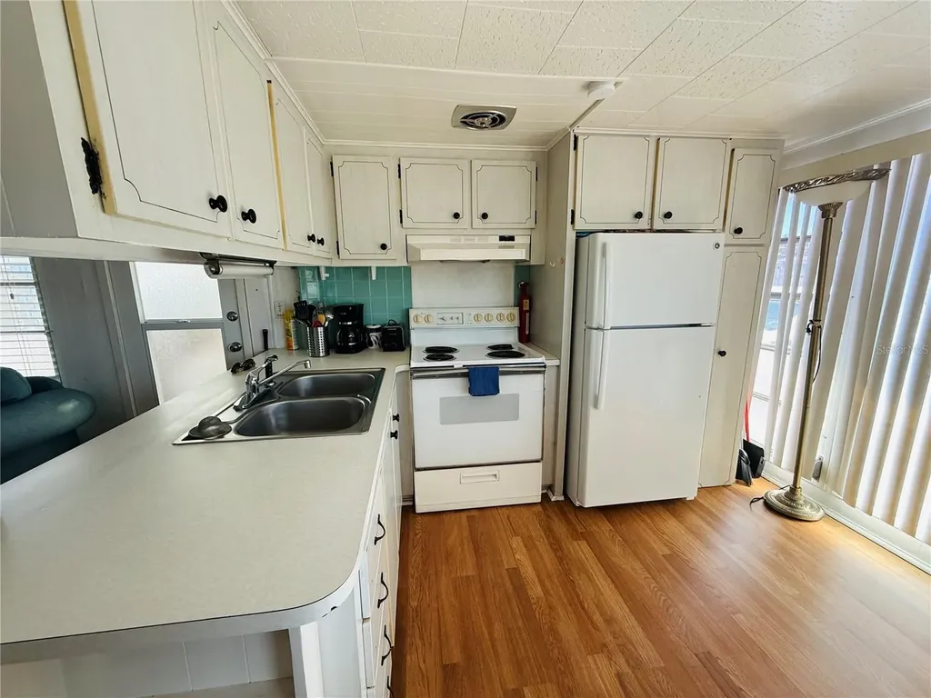 4851 W Gandy Boulevard Tampa FL 33611