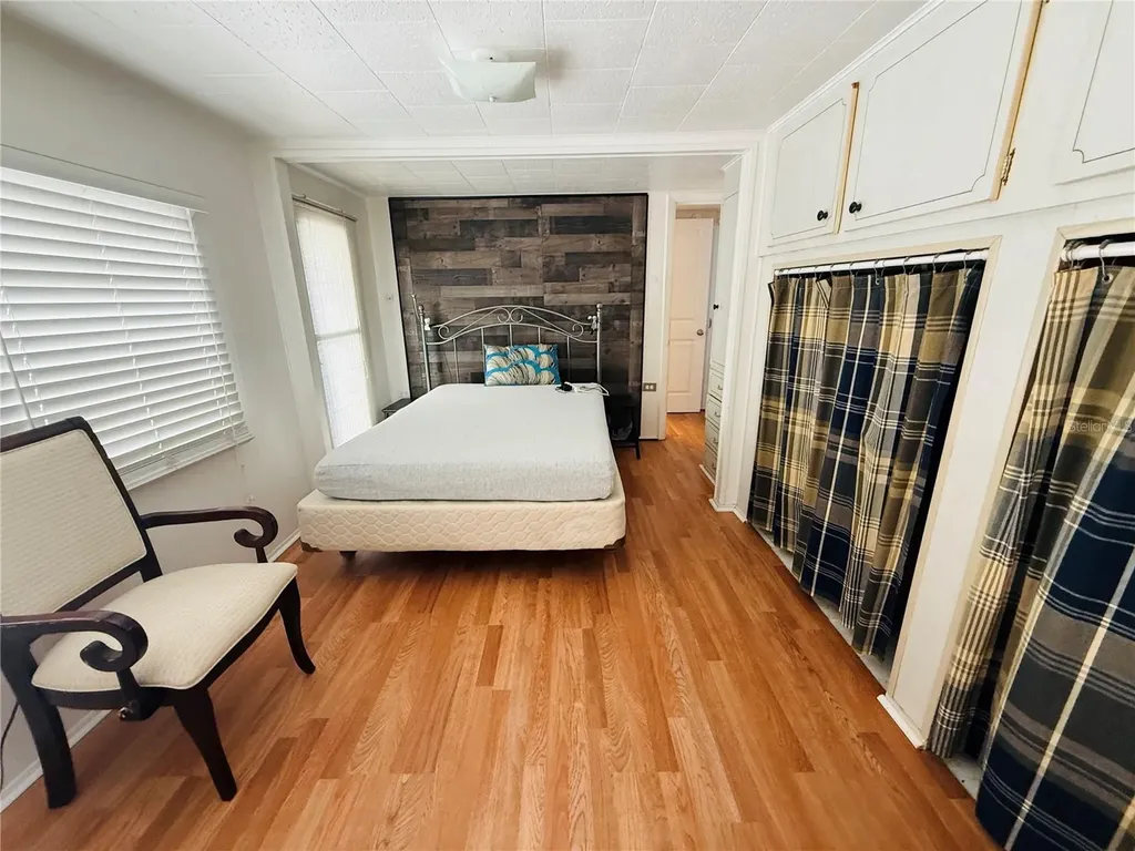 4851 W Gandy Boulevard Tampa FL 33611