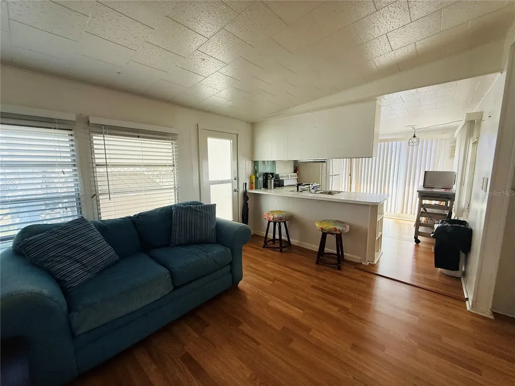 4851 W Gandy Boulevard Tampa FL 33611