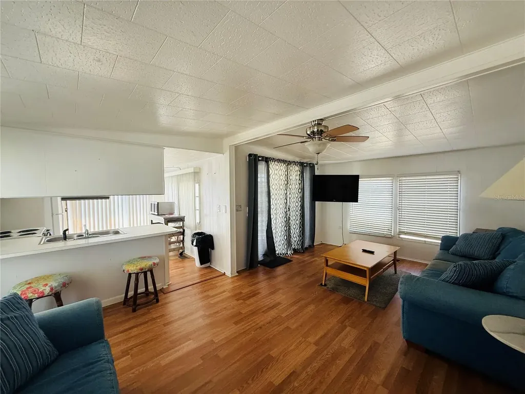 4851 W Gandy Boulevard Tampa FL 33611