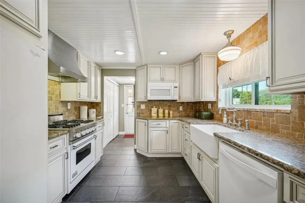 1020 Venetian Avenue Orlando FL 32804
