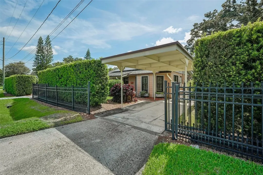 1020 Venetian Avenue Orlando FL 32804