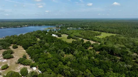 374 Sisco Road Pomona Park FL 32181
