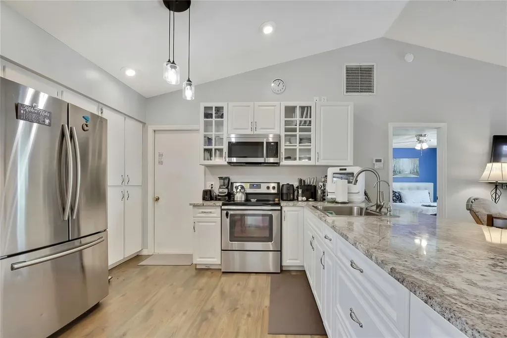 9690 N Alder Avenue Crystal River FL 34428