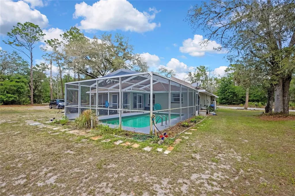 9690 N Alder Avenue Crystal River FL 34428
