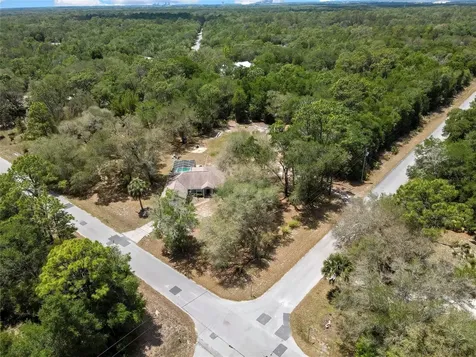9690 N Alder Avenue Crystal River FL 34428