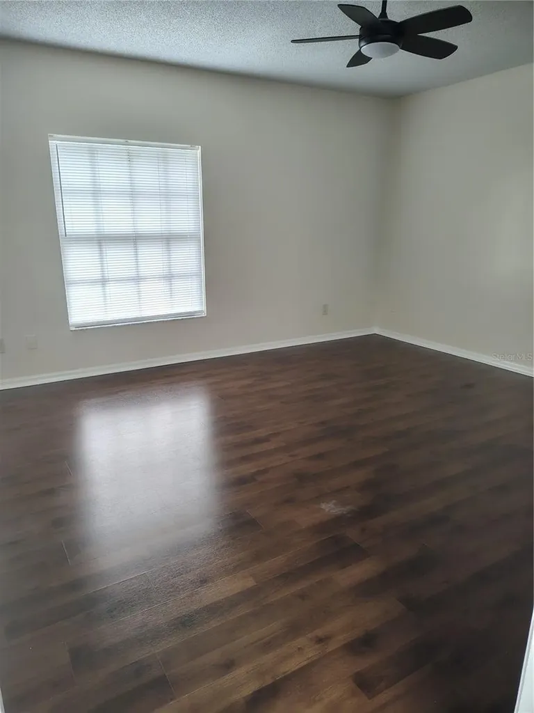 1074 Universal Rest Place Kissimmee FL 34744