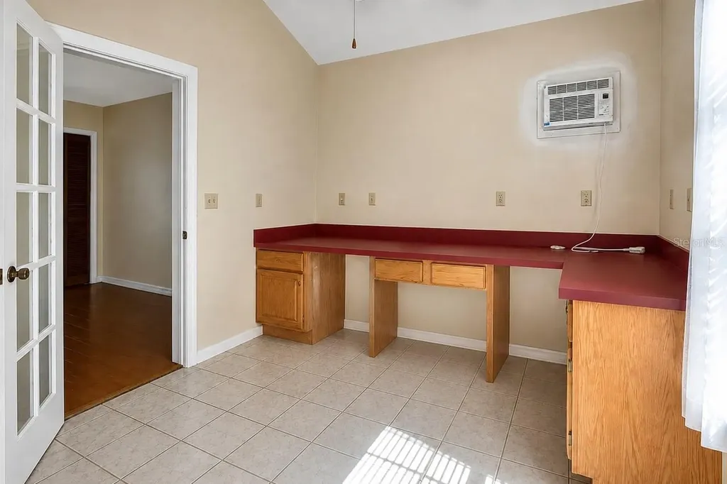 1141 8th Avenue Deland FL 32724