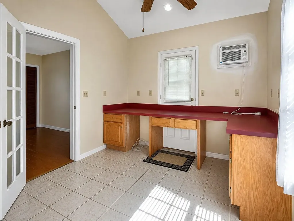 1141 8th Avenue Deland FL 32724