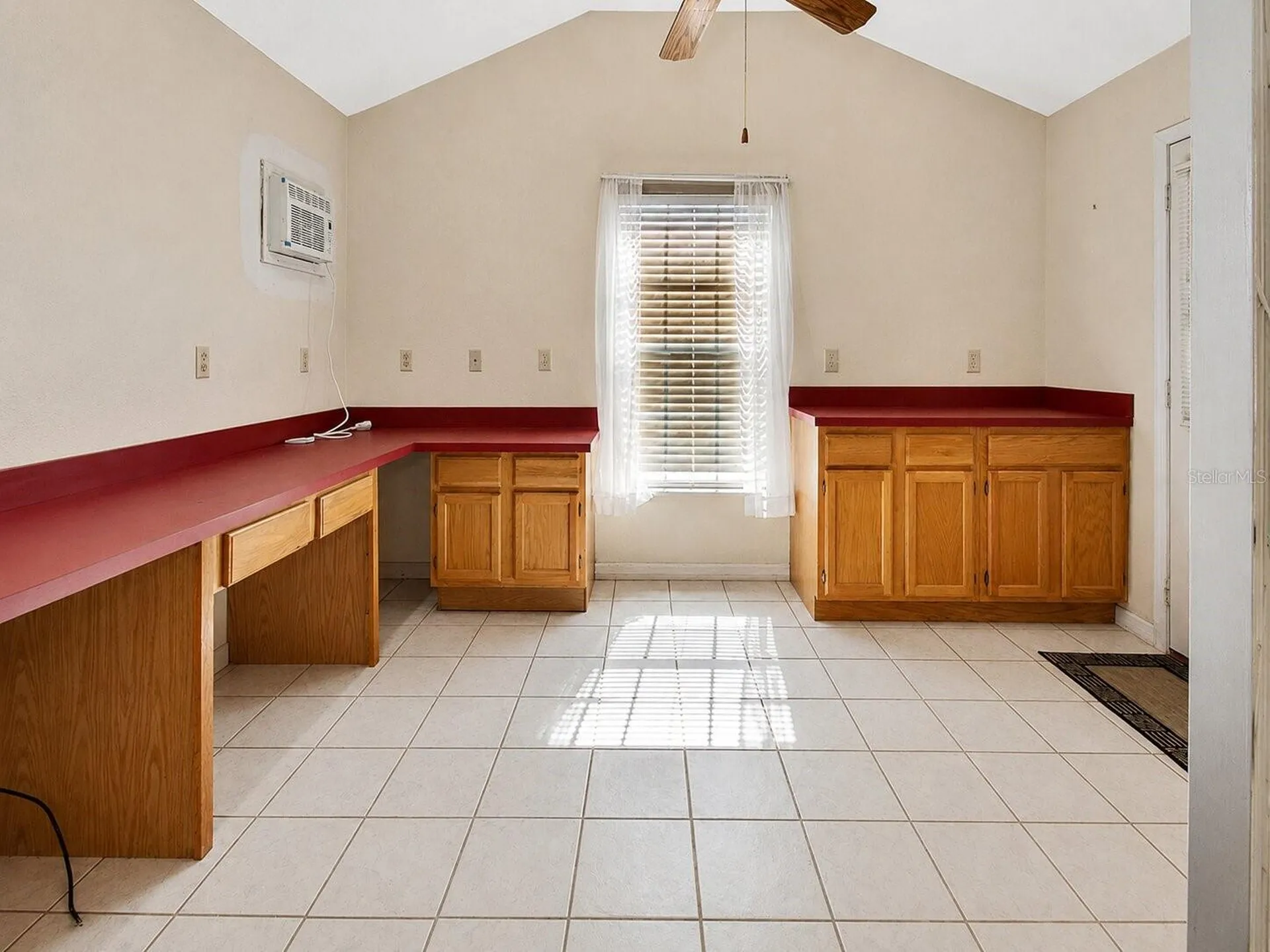 1141 8th Avenue Deland FL 32724