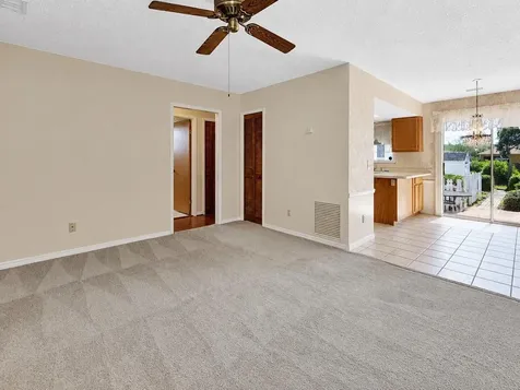 1141 8th Avenue Deland FL 32724