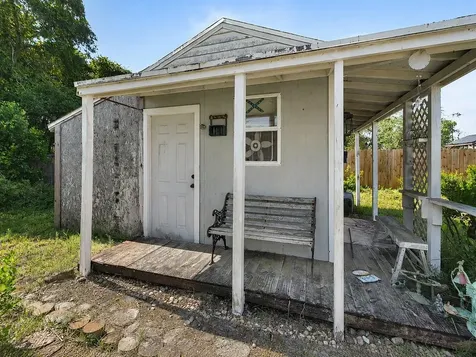 1141 8th Avenue Deland FL 32724