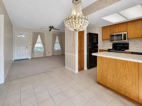 1141 8th Avenue Deland FL 32724