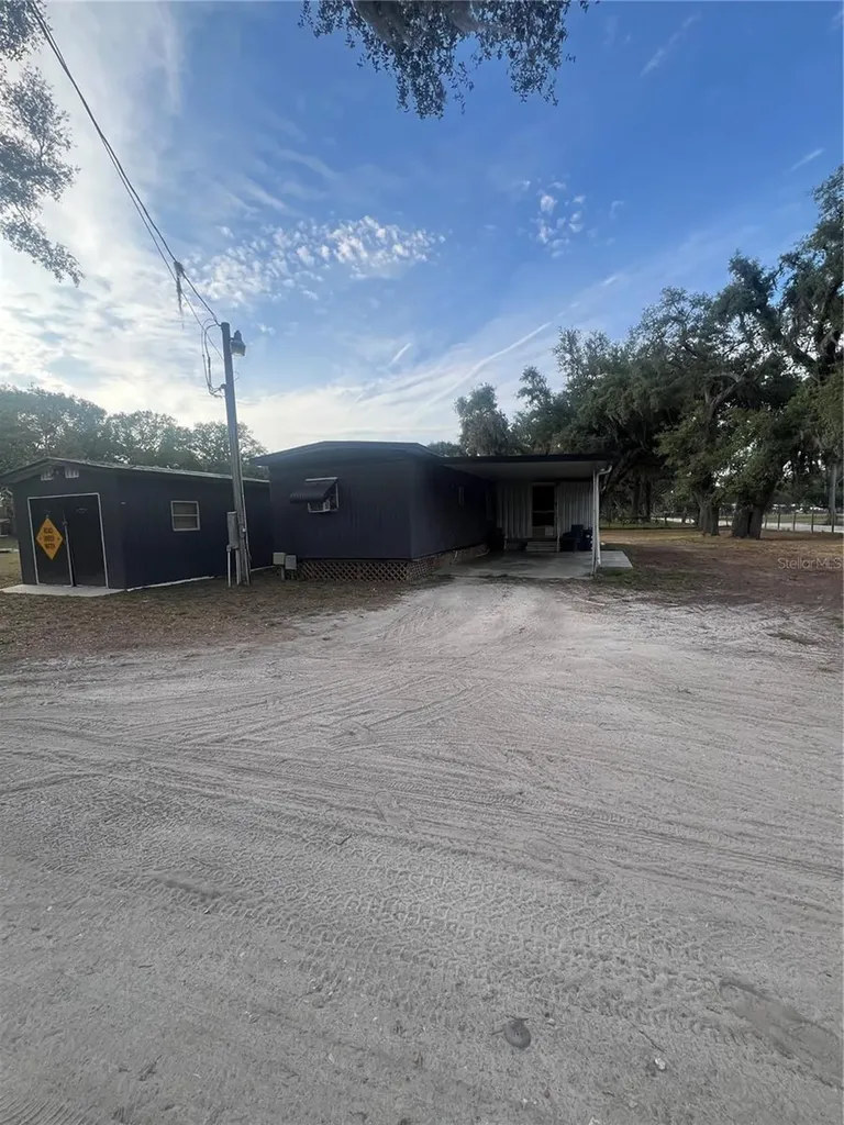 4027 Lowell Lane Zephyrhills FL 33541