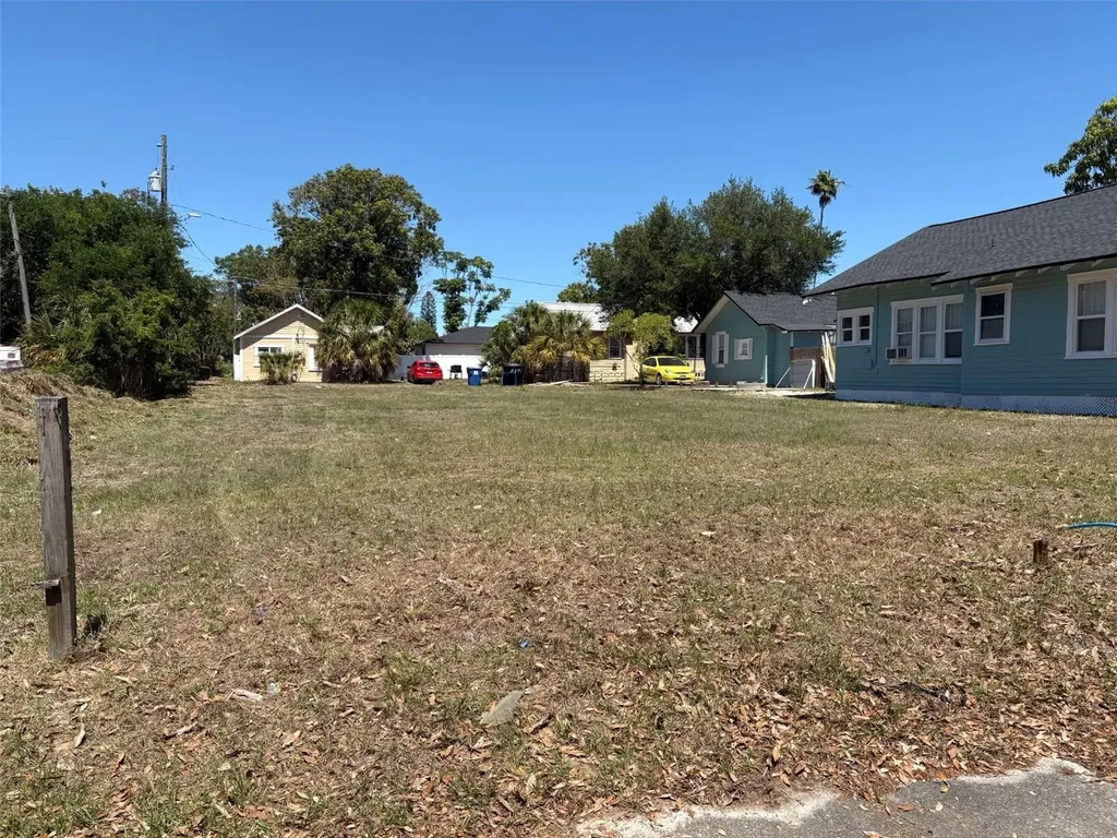 18TH Avenue S St Petersburg FL 33711