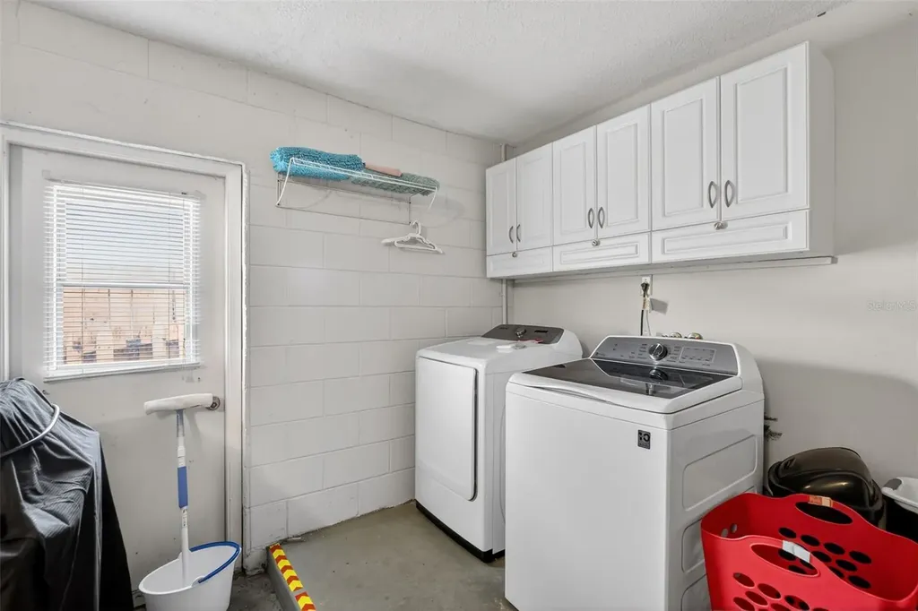 5325 Barefoot Path Kissimmee FL 34746